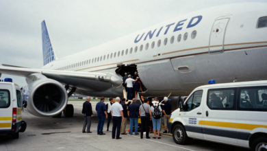 United Airlines Flight Emergency Landing